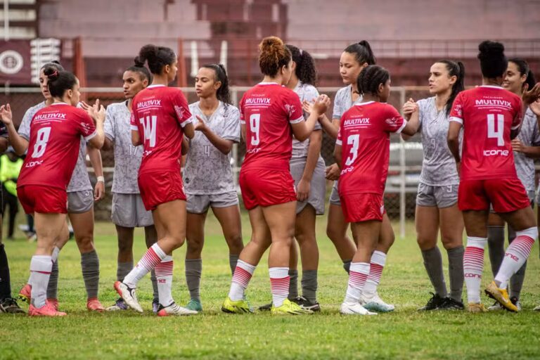 Deputada quer incluir futebol feminino em projeto de incentivo a clubes do Espírito Santo