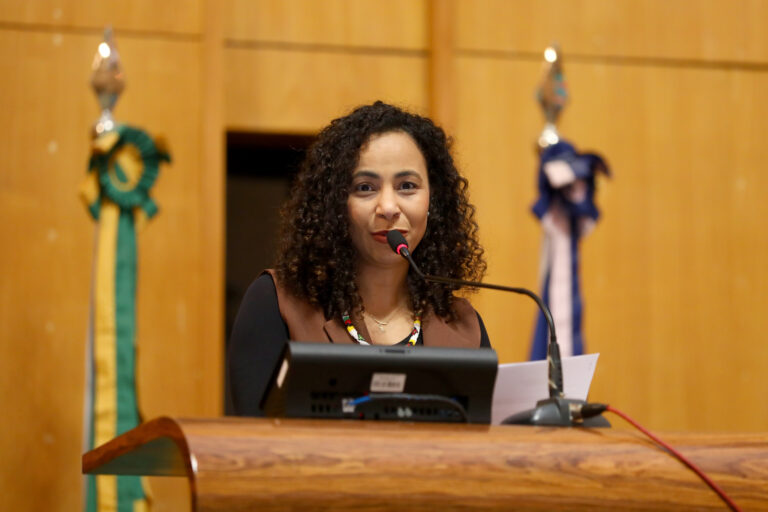 Camila Valadão quer orçamento para saúde mental no Espírito Santo