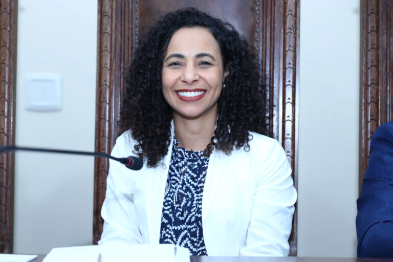 Deputada quer mais delegacias para mulheres no Espírito Santo