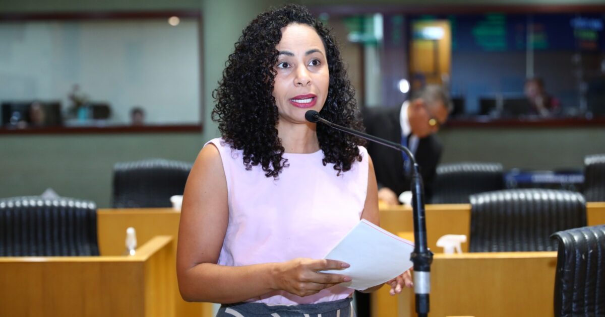 Deputada quer profissional de equidade racial em todas as escolas estaduais